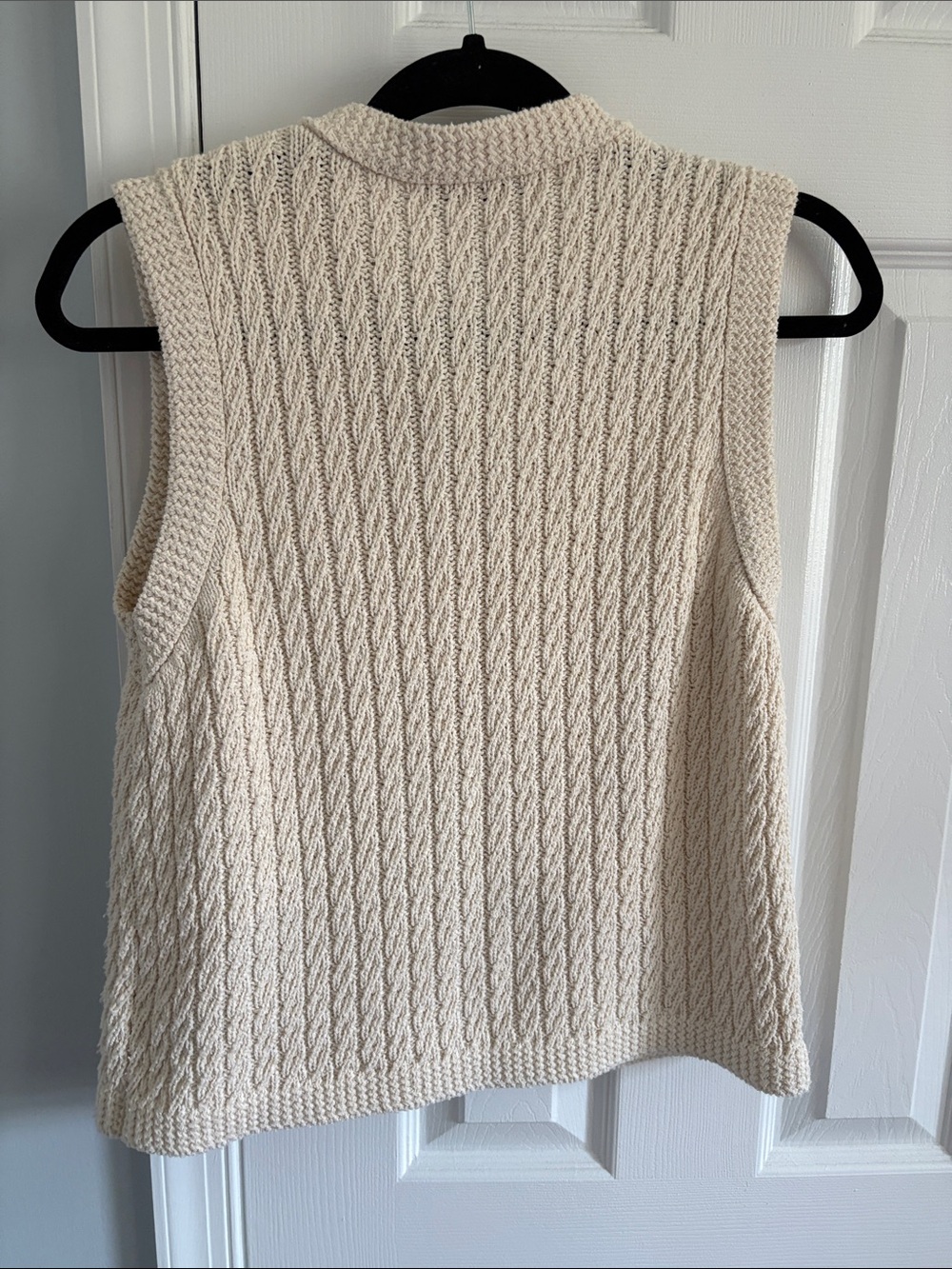 Zara Cream Cable Knit Sleeveless Sweater Vest with Gold Buttons Size Medium - Picture 6 of 6